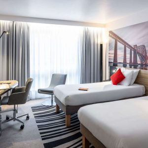 Novotel Edinburgh Centre 3271 Standard room with 2 single beds